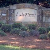 Lakepointe Entrance
